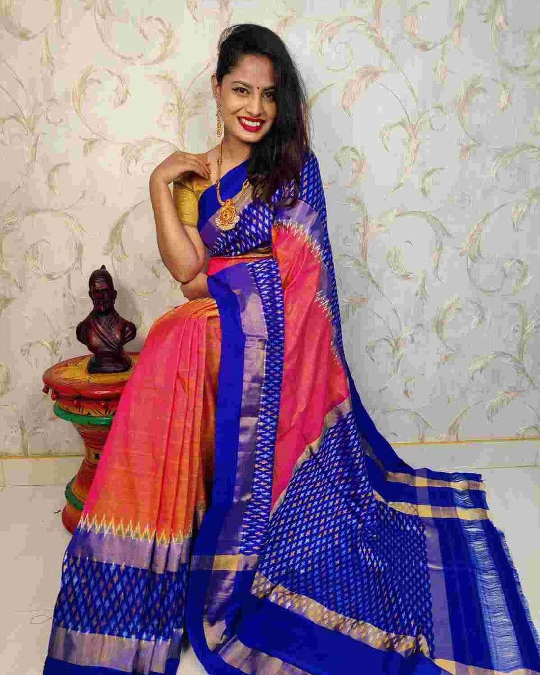 POCHAMPALLY SAREE RED WITH BLUE COLOR - pochampallysarees.com