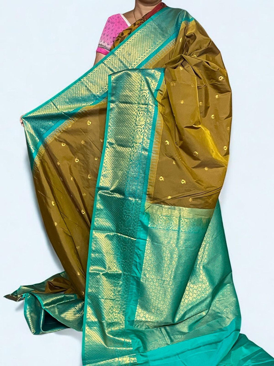 Pure Gadwal Silk Saree Brown Ananda - pochampallysarees.com