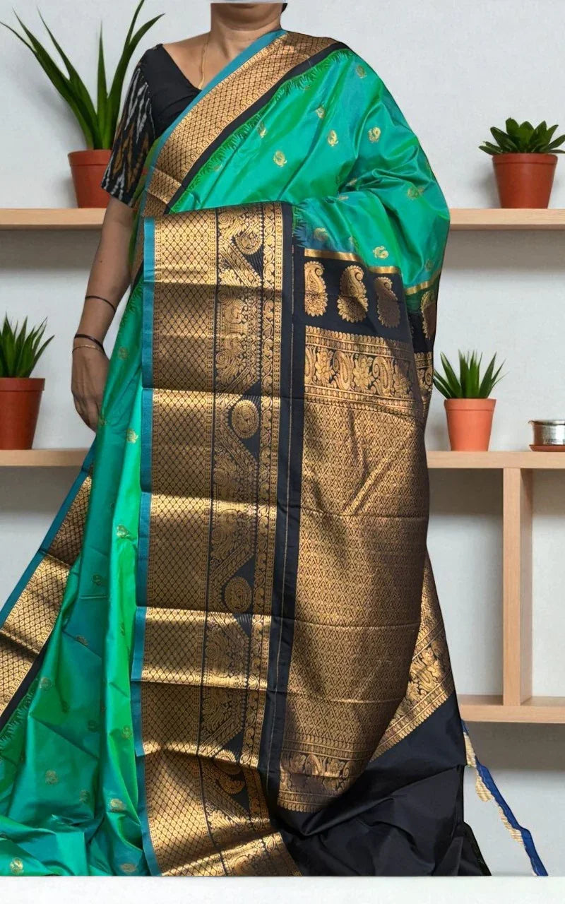 Pure Gadwal Silk Saree Green Black - pochampallysarees.com