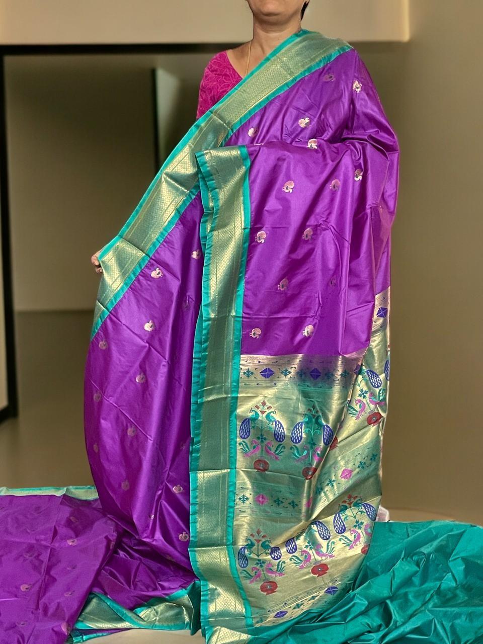 Pure Gadwal Silk Saree Woven Purple Body With Sea Green Border - pochampallysarees.com