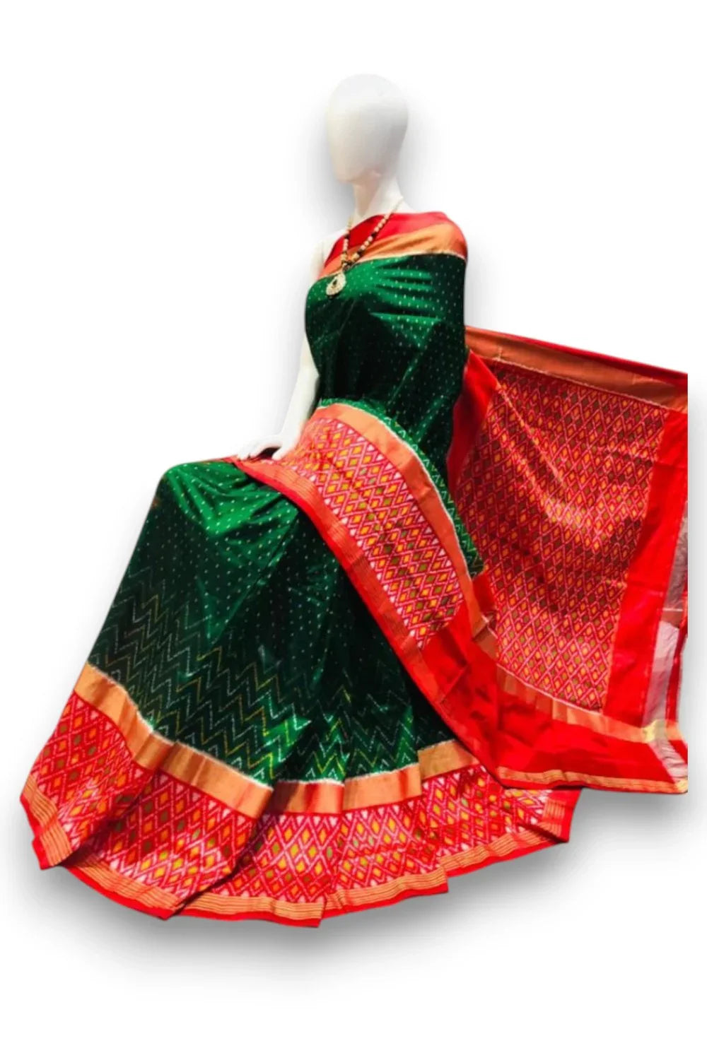 Pure Pochampally Ikkat Silk Green With Red Sari - pochampallysarees.com