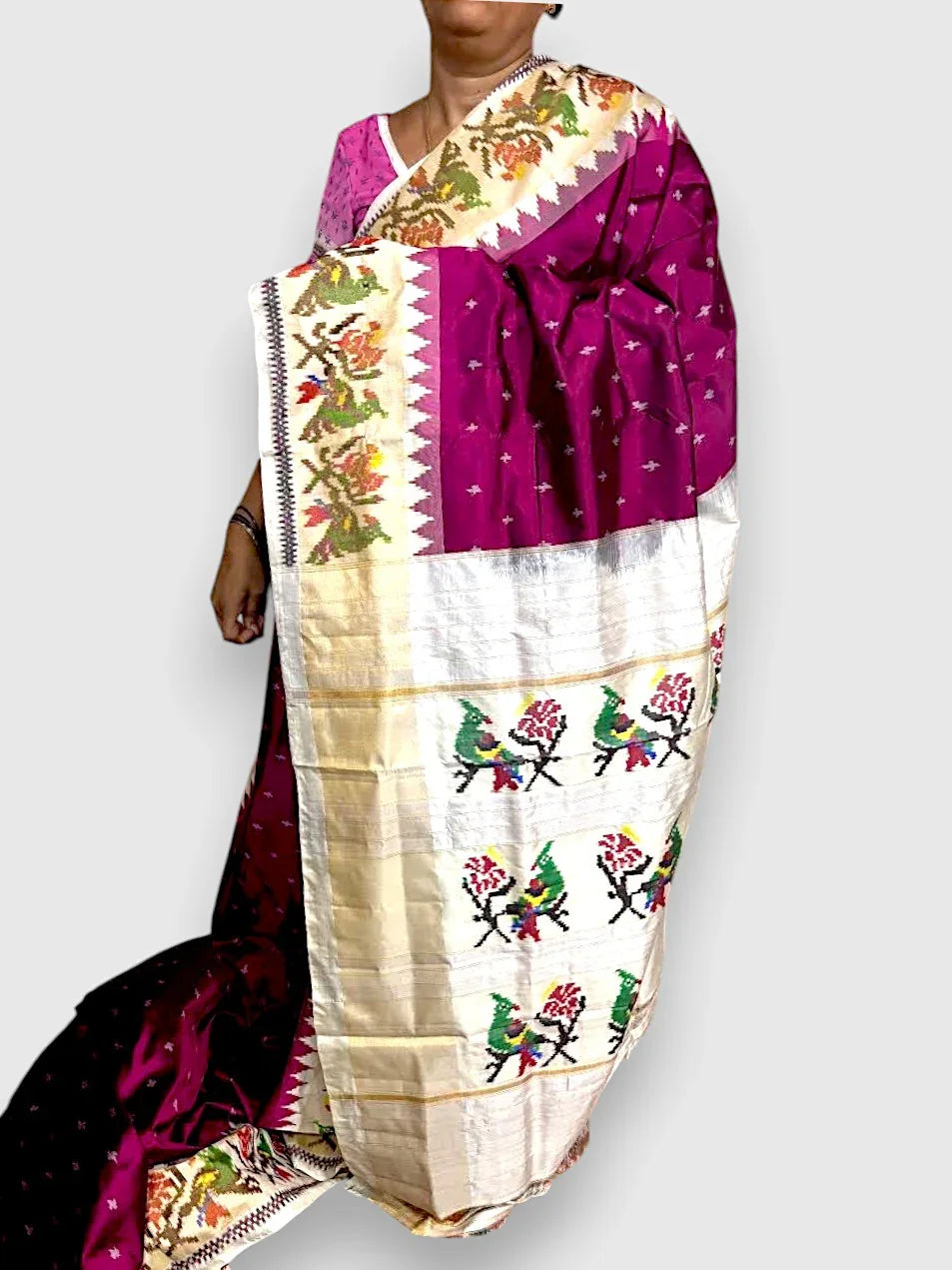 Pure Pochampally Ikkat Silk Patola Majenta Pink Sari - pochampallysarees.com