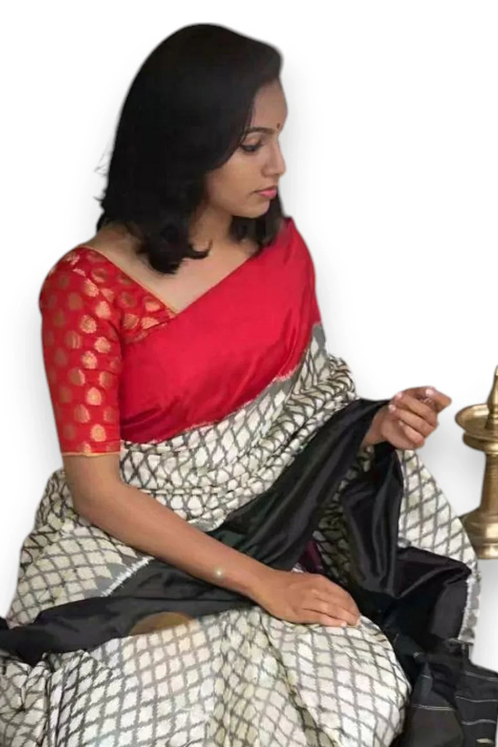 Pure Pochampally Ikkat Silk Red With Black Sari - pochampallysarees.com