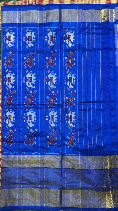 Pure Pochampally Ikkat Silk White Plain Body Blue Pallu Pallu And Blouse - pochampallysarees.com