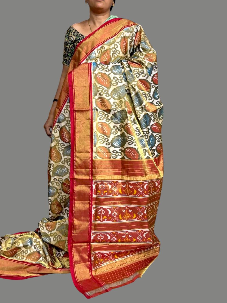 Pure Pochampally Ikkat Tissue Silk White Red Saree Online - pochampallysarees.com
