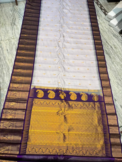 Pure Gadwal Silk Saree in Pearl White &amp; Deep Purple | Rich Gold Zari Temple Border | Traditional Handloom Wedding Pattu Saree - pochampallysarees.com