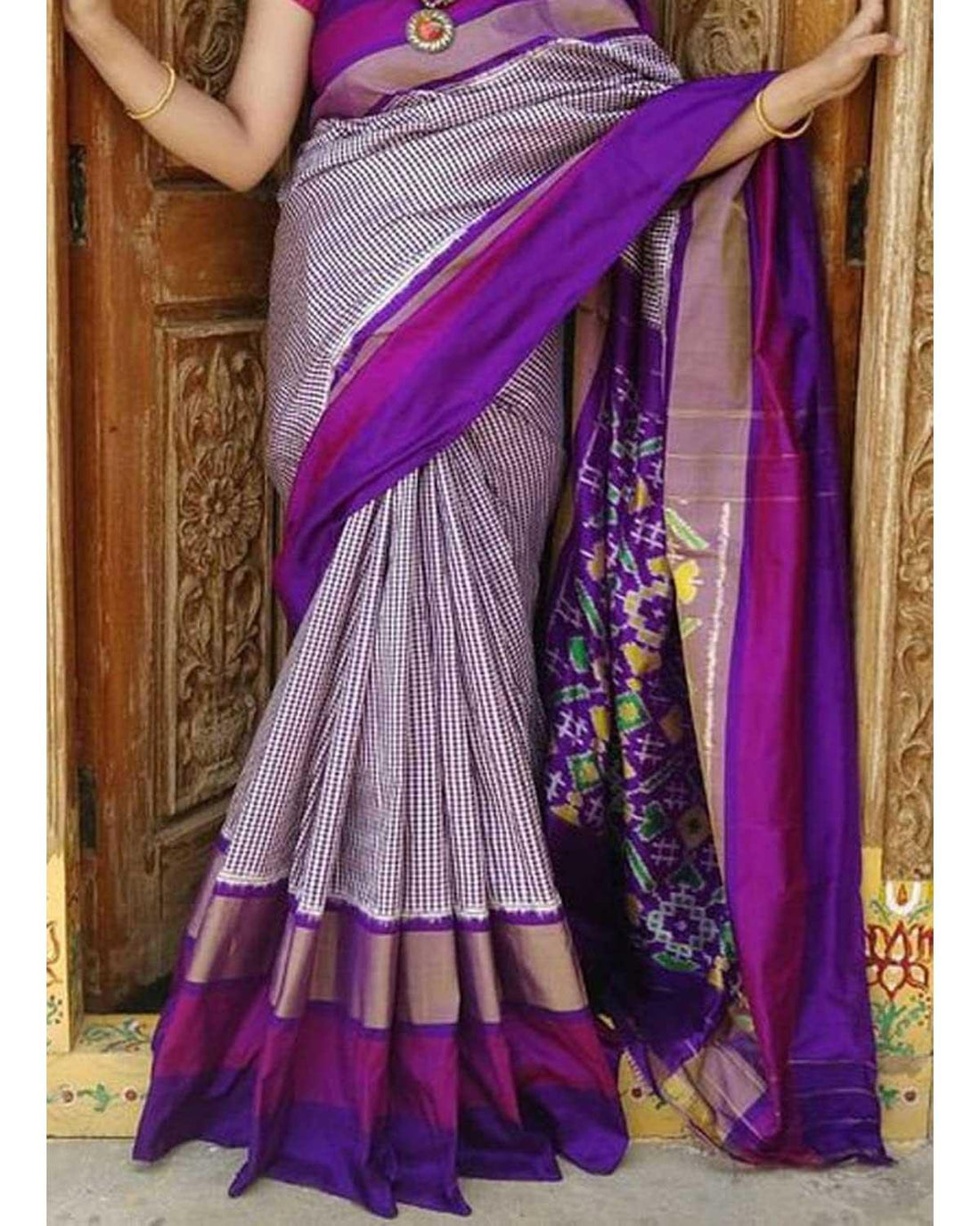 PURPLE CHECKS WITH PURPLE BORDER IKAT PATTU SAREE - pochampallysarees.com