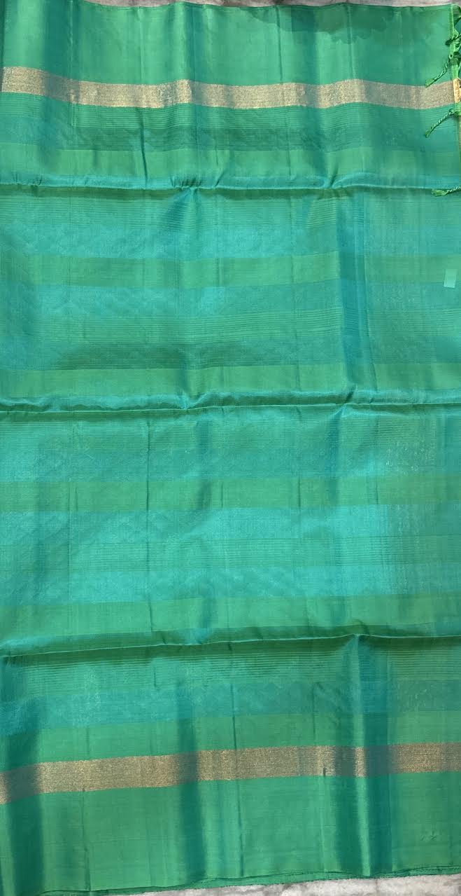 Elegant Peach &amp; Teal Green Kanchi Soft Silk Saree with zari Border