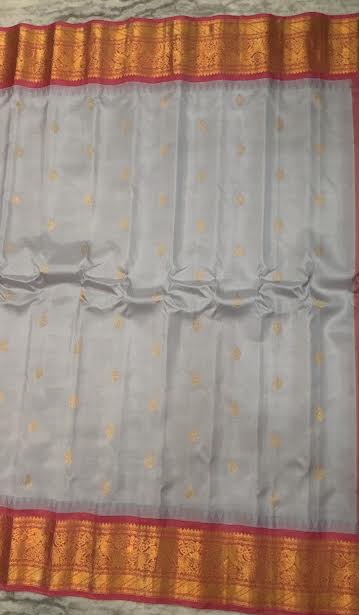 Pure Gadwal Silk Saree in Elegant Silvery Grey and Vibrant Deep Pink