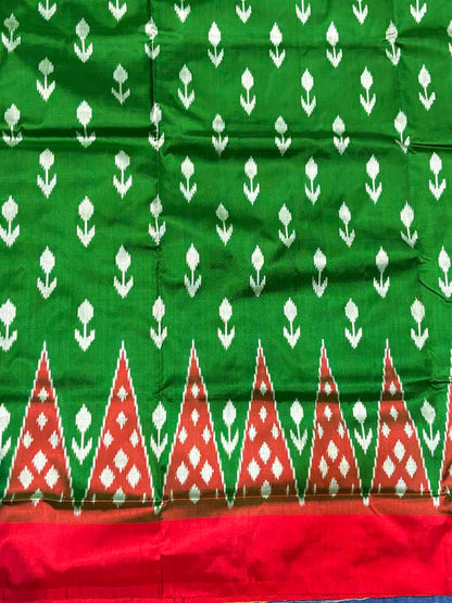 Handloom Emerald Green &amp; Crimson Red Pochampally Ikat Pure Silk Saree