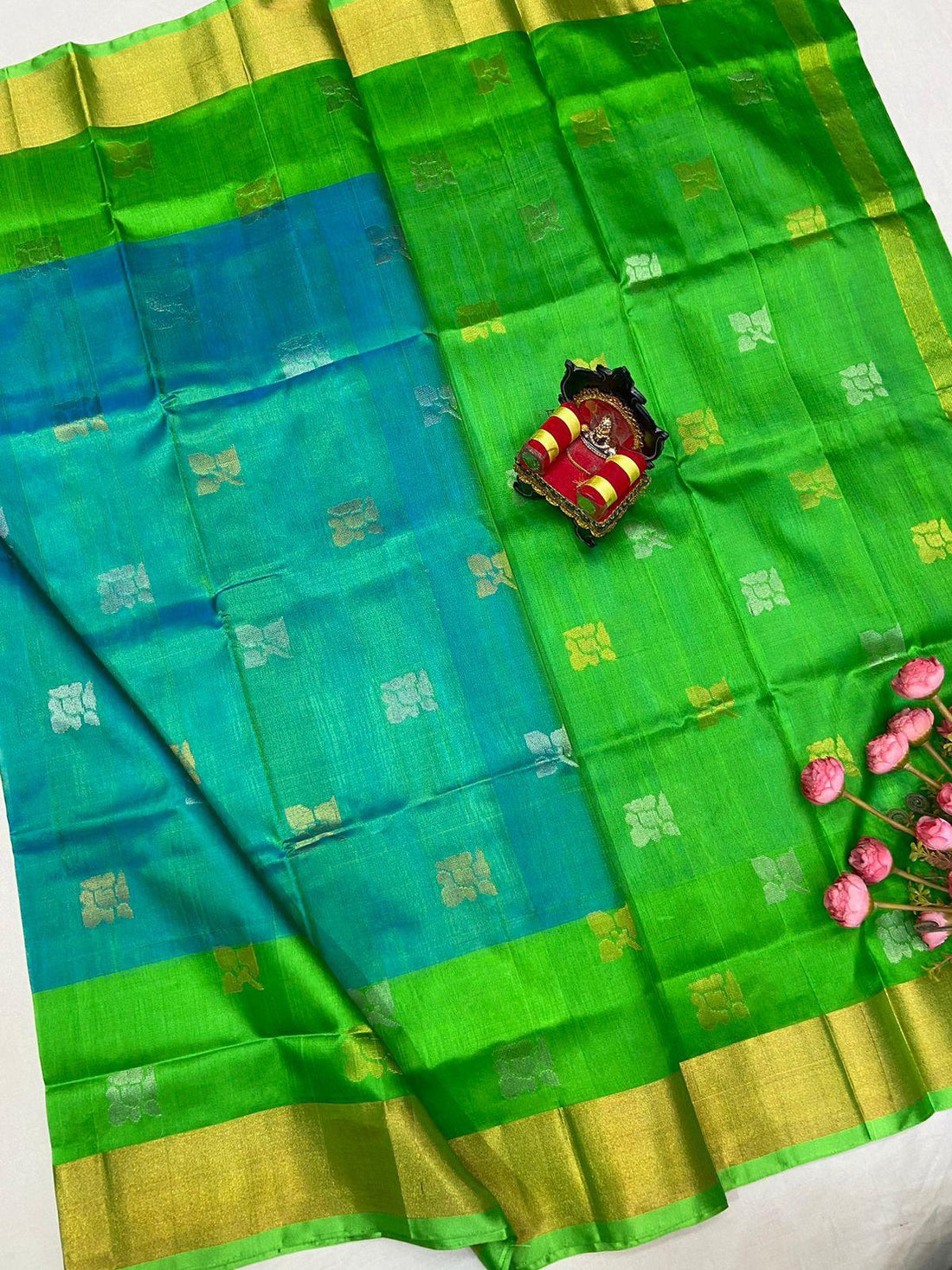 Seagreen Uppada Butta Silk Saree - pochampallysarees.com