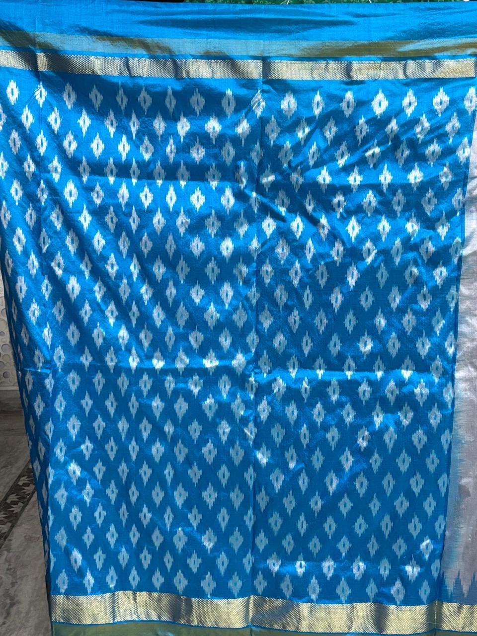 Semi Pochampally Ikkat Silk Silver White Blue Sari - pochampallysarees.com