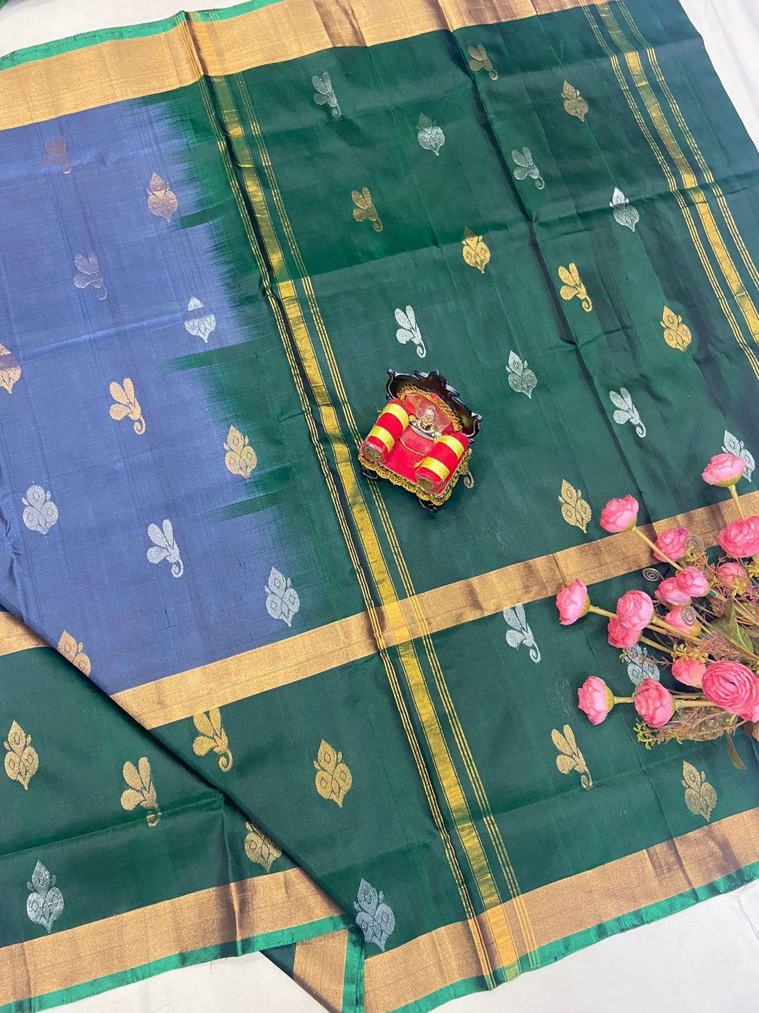 Skyblue Uppada Butta Pure Silk Saree - pochampallysarees.com