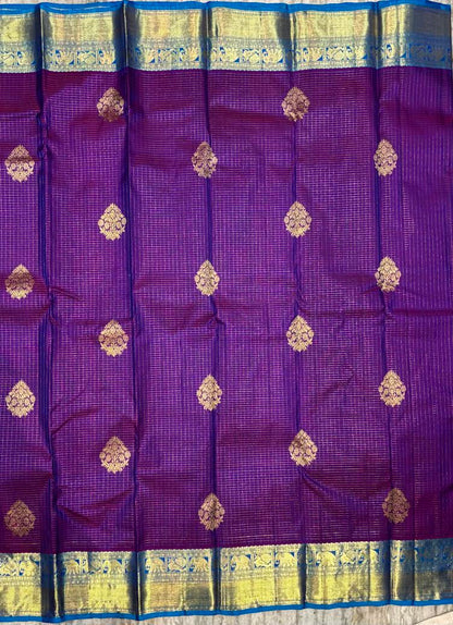 Kanchipuram Pattu Sarees | Pure Kanchi Silk Saree with Sky Blue Pallu - pochampallysarees.com