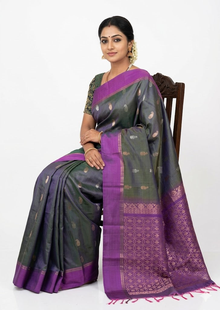 Elegant Dual-Tone Grey & Purple Pure Soft Silk Saree with Traditional Zari Pallu