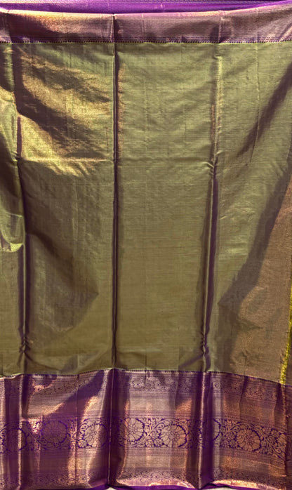 Traditional Dharmavaram Bridal Silk Saree with Double-Shaded Body &amp; Heavy Pallu