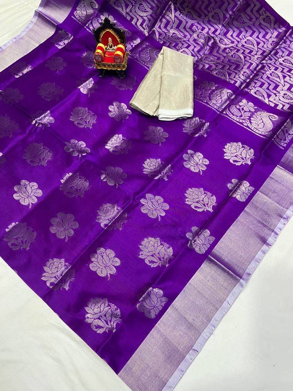 Uppada Pattu Silver Border Rich Pallu Saree - pochampallysarees.com