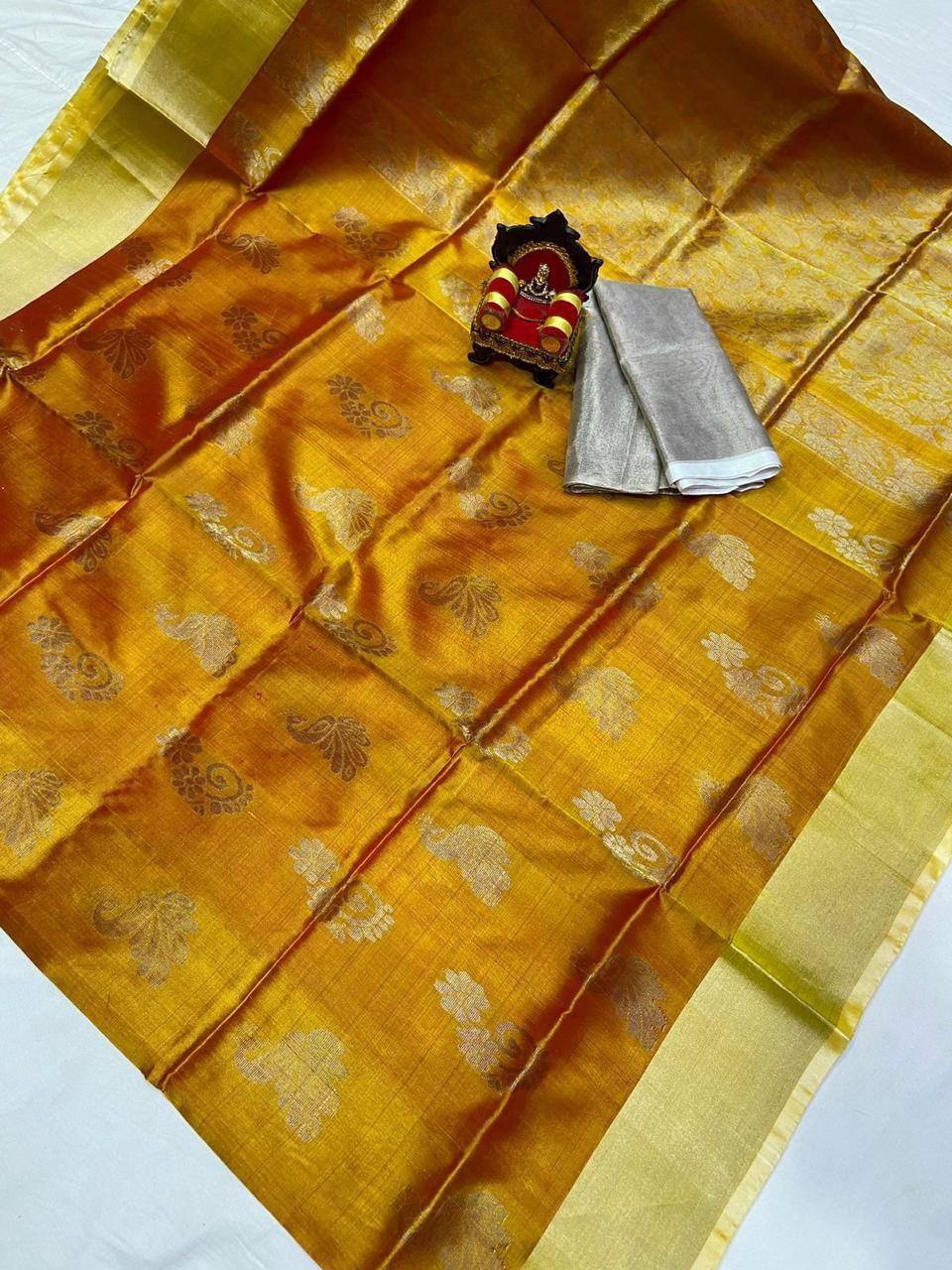 Uppada Pattu Silver Border Rich Pallu Saree - pochampallysarees.com