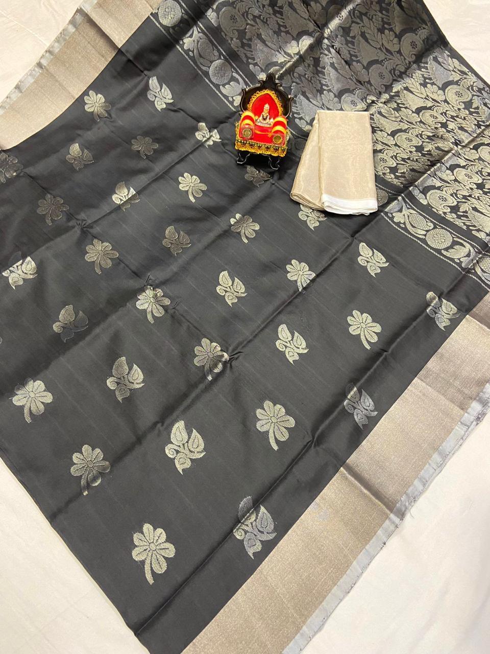 Uppada Pattu Silver Border Rich Pallu Saree - pochampallysarees.com